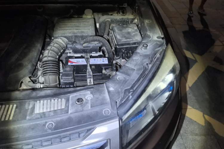 Used CHANGAN CS75 2017 Shangkui Edition 1.5T Automatic Fengxiang Model Engine Bay Left