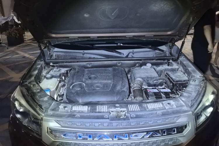 Used CHANGAN CS75 2017 Shangkui Edition 1.5T Automatic Fengxiang Model Engine Bay