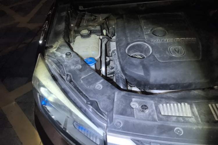 Used CHANGAN CS75 2017 Shangkui Edition 1.5T Automatic Fengxiang Model Engine Bay Right
