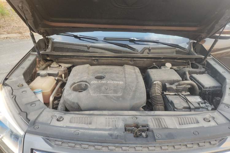 Used CHANGAN CS75 2017 Shangkui Edition 1.5T Automatic Fengyue Model Engine Bay