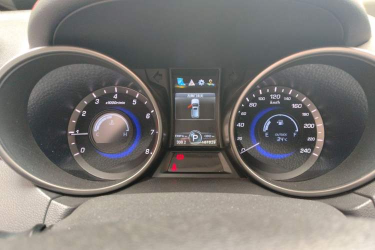 Used CHANGAN CS75 2017 Shangkui Edition 1.5T Automatic Fengyue Model Instrument Cluster