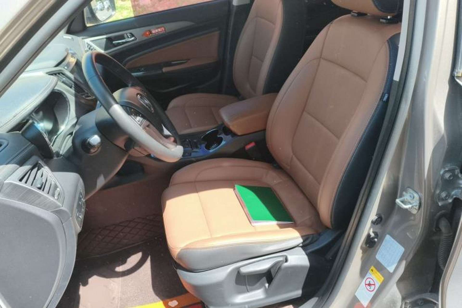Used CHANGAN CS75 2017 Shangkui Edition 1.5T Automatic Fengxiang Model Left Front Seat
