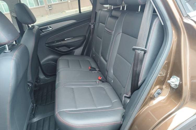 Used CHANGAN CS75 2017 Shangkui Edition 1.5T Automatic Fengyue Model Left Rear Seat