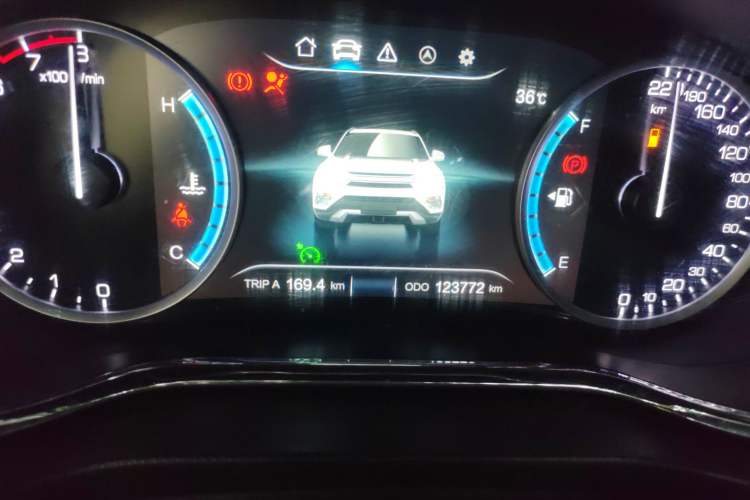 Used CHANGAN CS75 2017 Shangkui Edition 1.5T Automatic Fengxiang Model Odometer Close Up