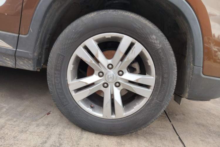 Used CHANGAN CS75 2017 Shangkui Edition 1.5T Automatic Fengyue Model Right Front Wheel Hub