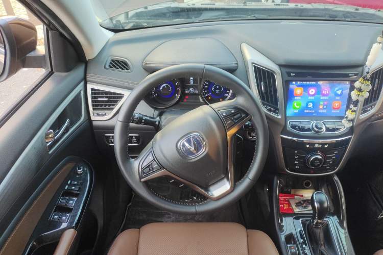 Used CHANGAN CS75 2017 Shangkui Edition 1.5T Automatic Fengyue Model Steering Wheel