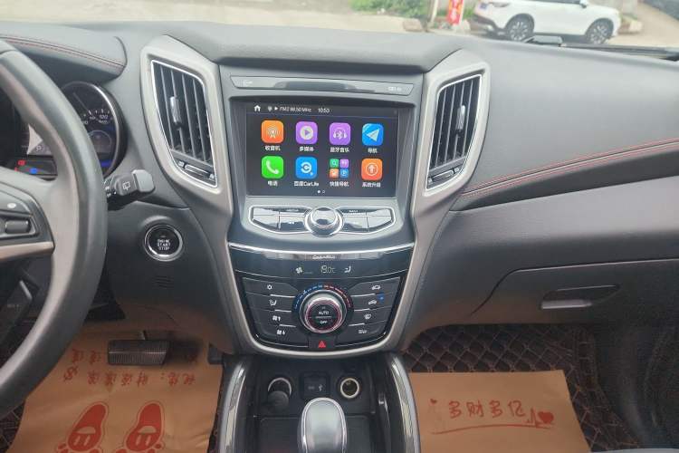 Used CHANGAN CS75 2017 Shangkui Edition 1.5T Automatic Fengyue Model Audio And AC Panel