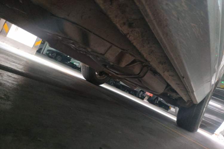 Used CHANGAN CS75 2017 Shangkui Edition 1.5T Automatic Fengxiang Model Chassis Front Left