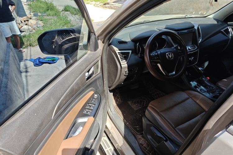 Used CHANGAN CS75 2017 Shangkui Edition 1.5T Automatic Fengxiang Model Driver Seat