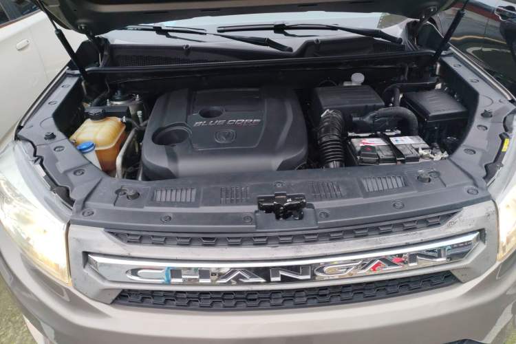 Used CHANGAN CS75 2017 Shangkui Edition 1.5T Automatic Fengyu Model Engine Bay