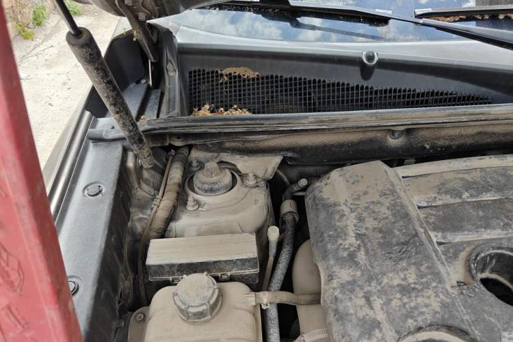 Used CHANGAN CS75 2017 Shangkui Edition 1.5T Automatic Fengxiang Model Engine Bay Right