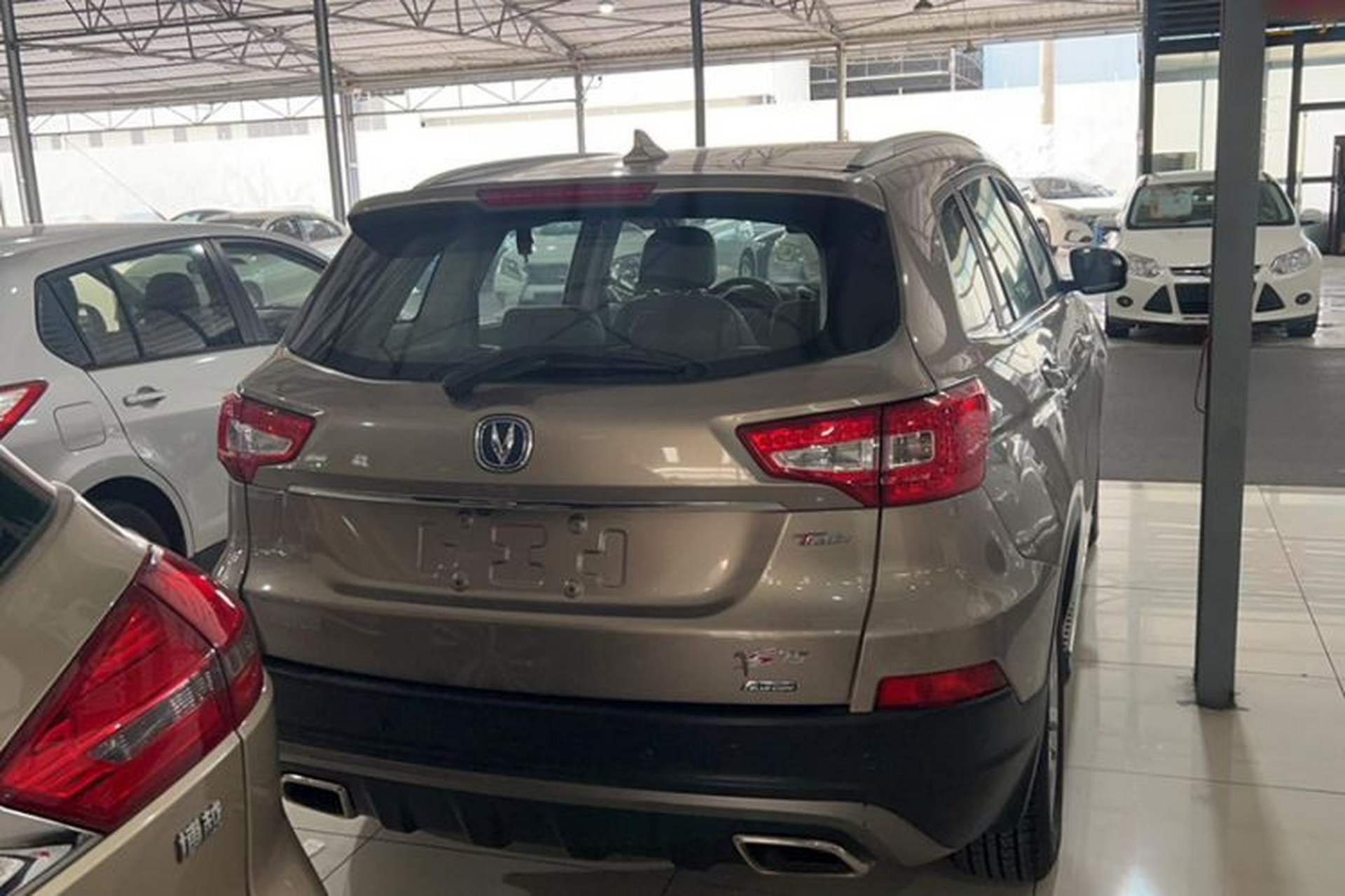 Used CHANGAN CS75 2017 Shangkui Edition 1.5T Automatic Fengxiang Model Exterior 2