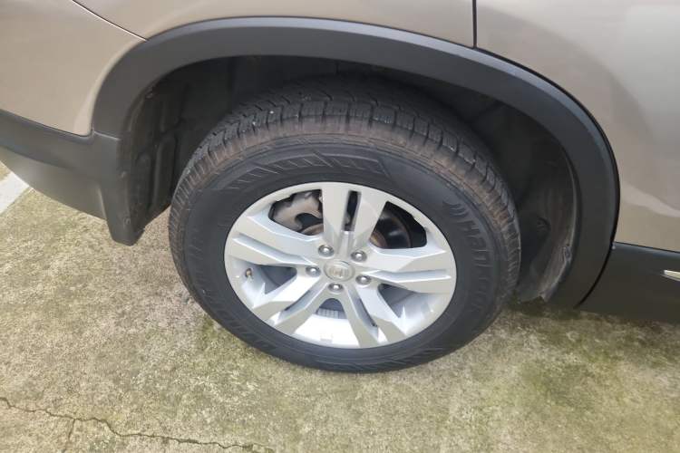 Used CHANGAN CS75 2017 Shangkui Edition 1.5T Automatic Fengyue Model Exterior 5
