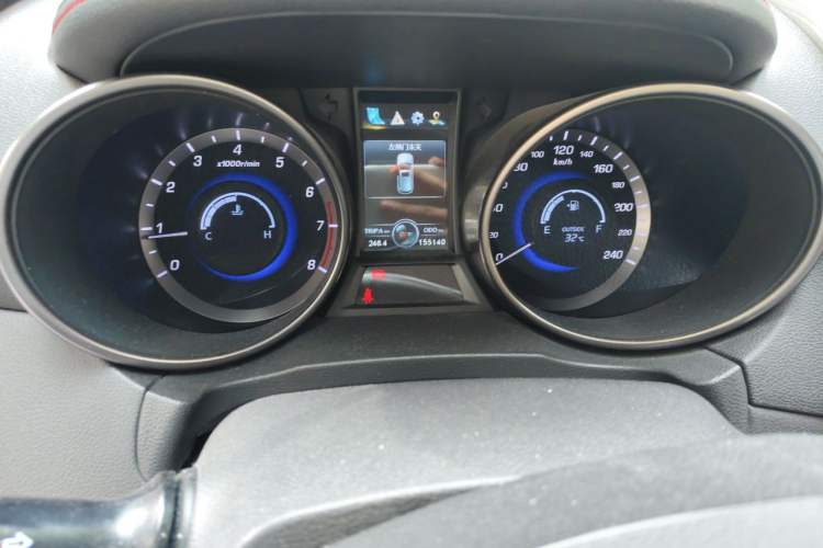 Used CHANGAN CS75 2017 Shangkui Edition 1.5T Manual Fengxiang Model Instrument Cluster