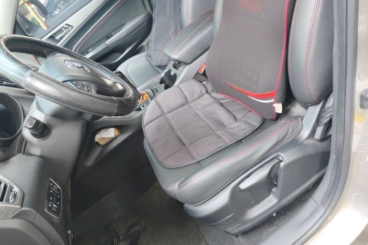 Used CHANGAN CS75 2017 Shangkui Edition 1.5T Manual Fengxiang Model Left Front Seat