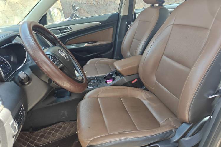 Used CHANGAN CS75 2017 Shangkui Edition 1.5T Automatic Fengxiang Model Left Front Seat