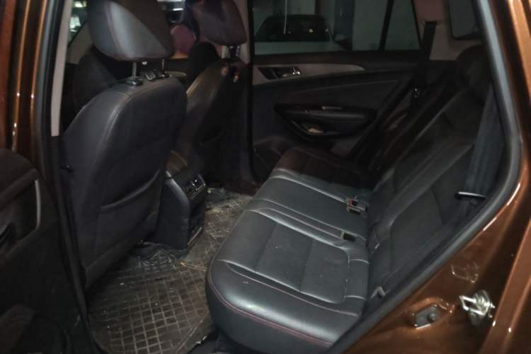 Used CHANGAN CS75 2017 Shangkui Edition 1.5T Automatic Sharp Model Left Rear Seat