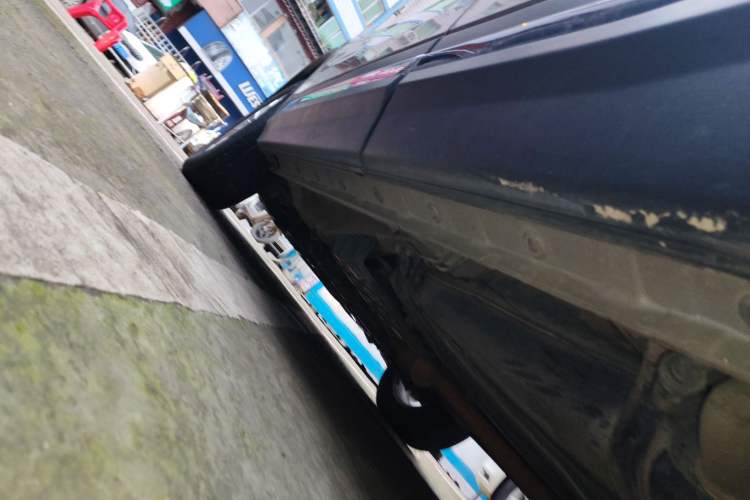 Used CHANGAN CS75 2017 Shangkui Edition 1.5T Automatic Fengyu Model Left Side Sill