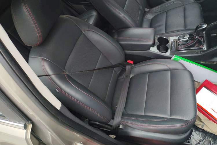 Used CHANGAN CS75 2017 Shangkui Edition 1.5T Automatic Fengyu Model Right Front Seat