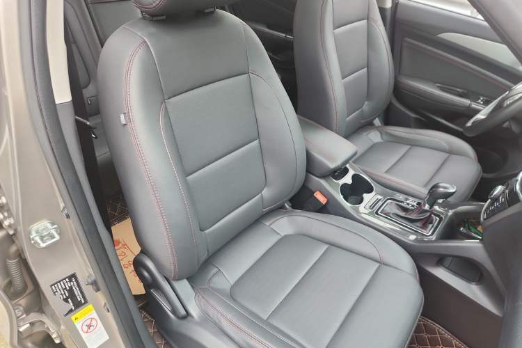 Used CHANGAN CS75 2017 Shangkui Edition 1.5T Automatic Fengyue Model Right Front Seat