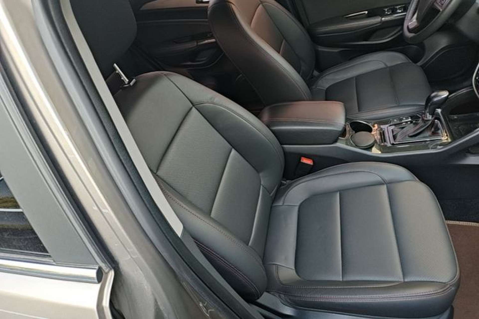 Used CHANGAN CS75 2017 Shangkui Edition 1.5T Automatic Fengyue Model Right Front Seat
