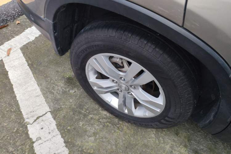 Used CHANGAN CS75 2017 Shangkui Edition 1.5T Automatic Fengyu Model Right Rear Wheel Hub