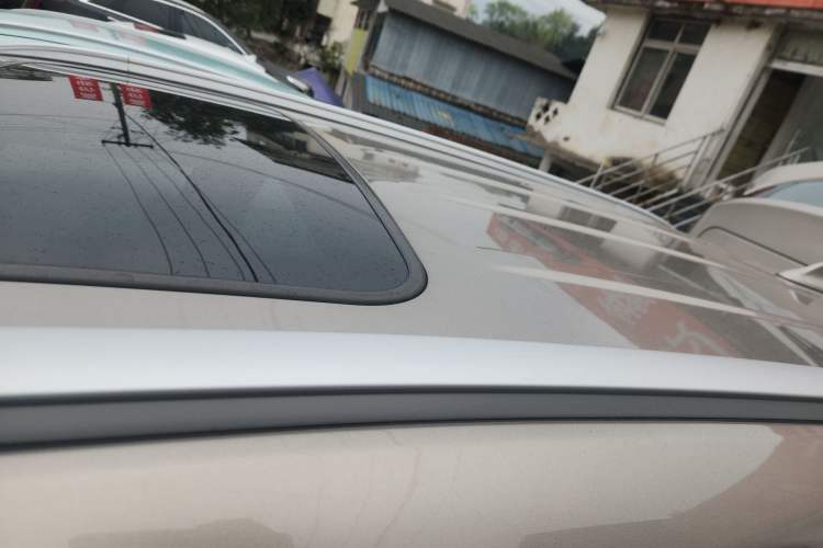 Used CHANGAN CS75 2017 Shangkui Edition 1.5T Automatic Fengyue Model Roof