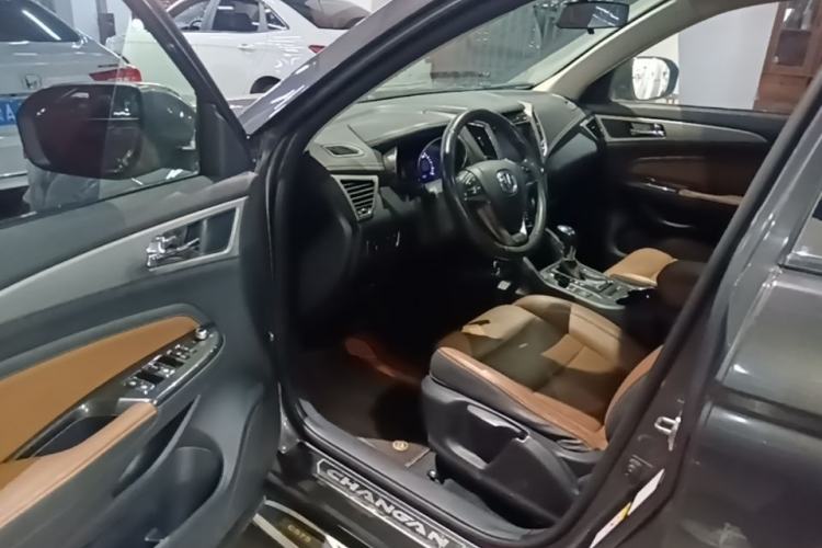 Used CHANGAN CS75 2017 Shangkui Edition 1.5T Automatic Fengyue Model Driver Seat