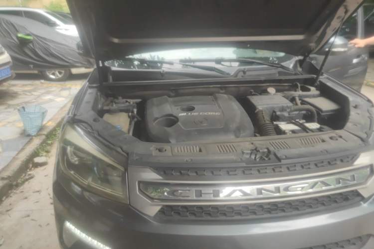 Used CHANGAN CS75 2017 Shangkui Edition 1.5T Manual Fengxiang Model Engine Bay Right