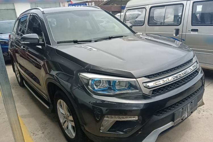 Used CHANGAN CS75 2017 Shangkui Edition 1.5T Automatic Fengyue Model Front Right 45 Deg