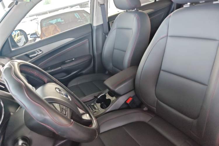 Used CHANGAN CS75 2017 Shangkui Edition 1.5T Automatic Fengxiang Model Left Front Seat