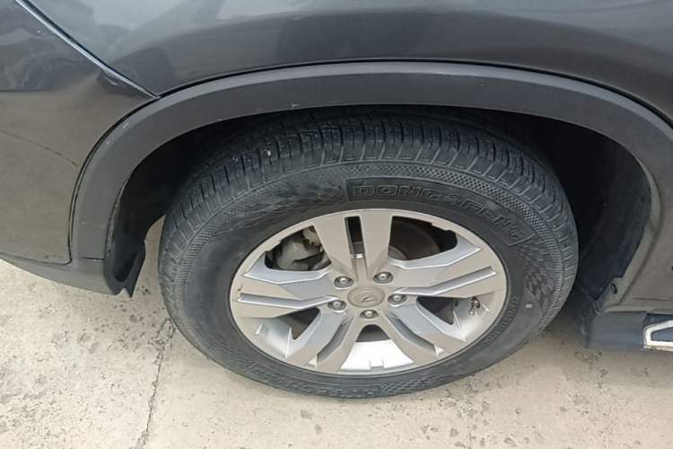 Used CHANGAN CS75 2017 Shangkui Edition 1.5T Automatic Fengyue Model Left Front Wheel Hub