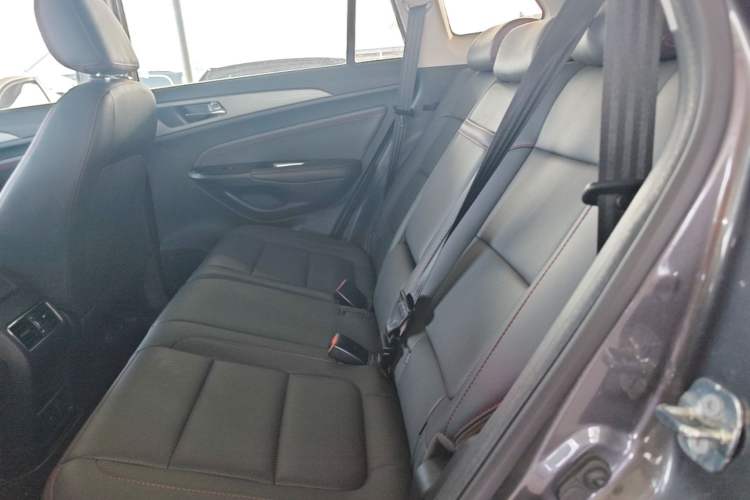 Used CHANGAN CS75 2017 Shangkui Edition 1.5T Automatic Fengxiang Model Left Rear Seat