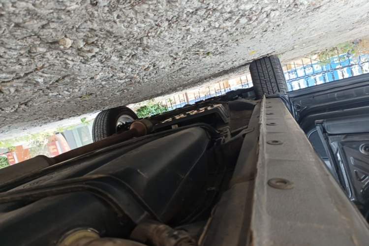 Used CHANGAN CS75 2017 Shangkui Edition 1.5T Manual Fengxiang Model Left Side Sill