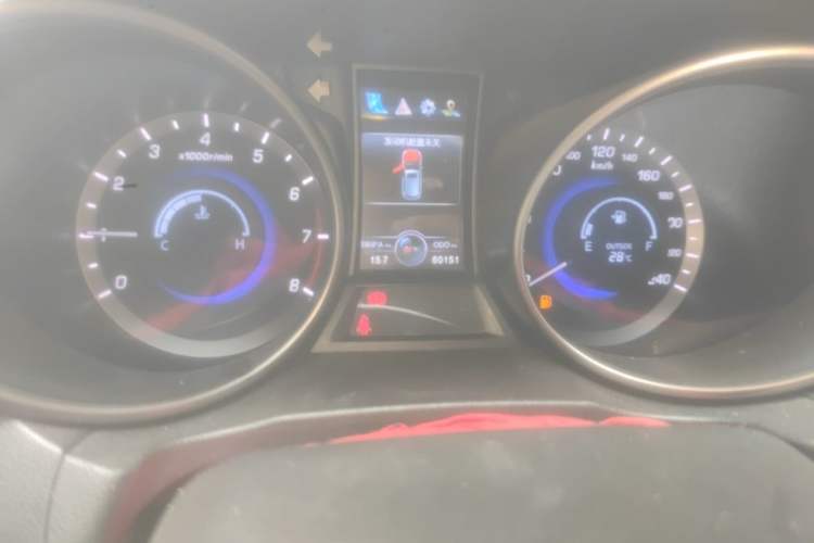 Used CHANGAN CS75 2017 Shangkui Edition 1.5T Manual Fengxiang Model Odometer Close Up