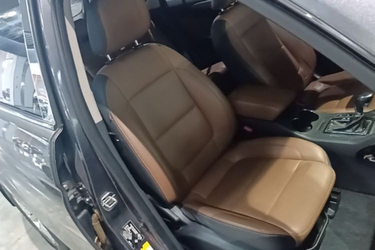 Used CHANGAN CS75 2017 Shangkui Edition 1.5T Automatic Fengyue Model Right Front Seat
