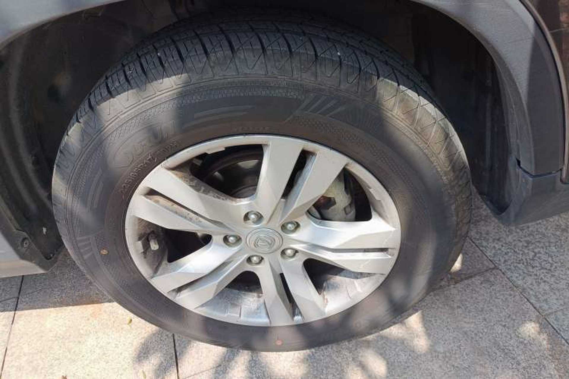 Used CHANGAN CS75 2017 Shangkui Edition 1.5T Automatic Sharp Model Right Front Wheel Hub