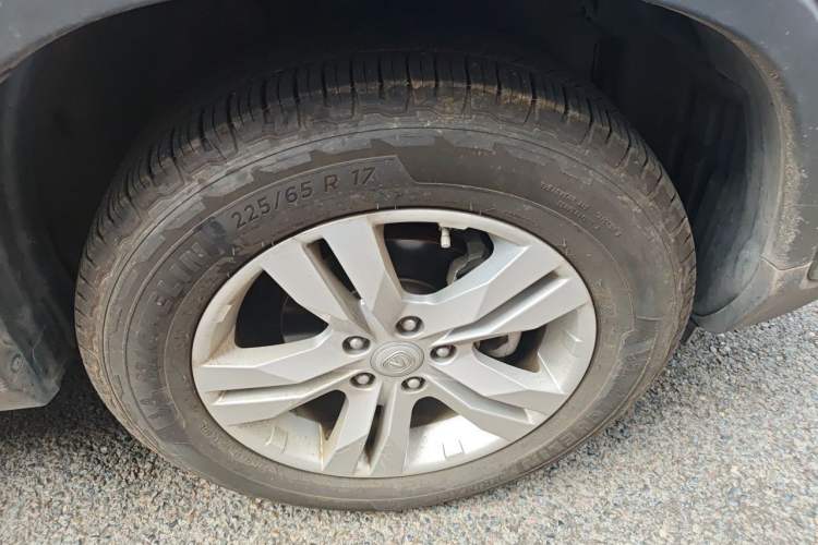 Used CHANGAN CS75 2017 Shangkui Edition 1.5T Automatic Sharp Model Right Front Wheel Hub