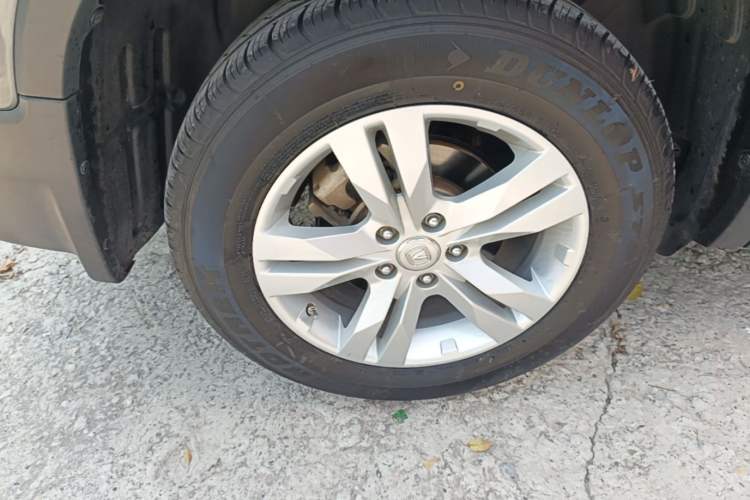 Used CHANGAN CS75 2017 Shangkui Edition 1.5T Manual Fengxiang Model Right Rear Wheel Hub
