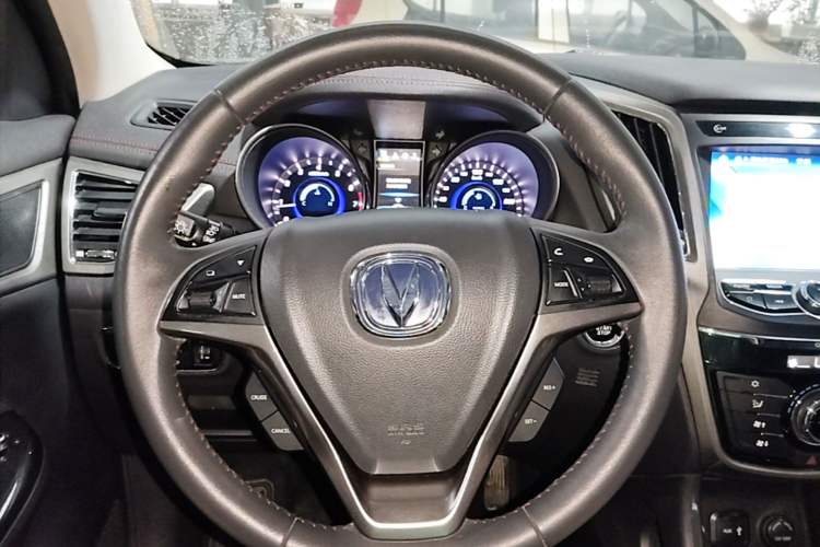 Used CHANGAN CS75 2017 Shangkui Edition 1.5T Automatic Fengyue Model Steering Wheel