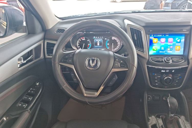 Used CHANGAN CS75 2017 Shangkui Edition 1.5T Automatic Fengxiang Model Steering Wheel