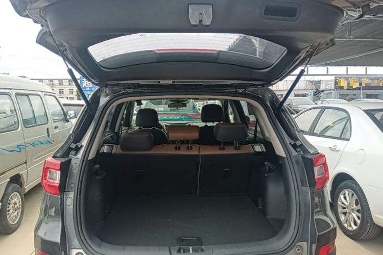 Used CHANGAN CS75 2017 Shangkui Edition 1.5T Automatic Fengyue Model Trunk