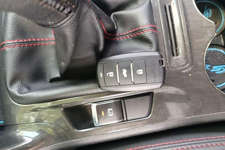 Used CHANGAN CS75 2017 Shangkui Edition 1.5T Manual Fengxiang Model Vehicle Key