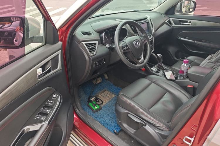Used CHANGAN CS75 2017 Shangkui Edition 1.5T Automatic Fengxiang Model Driver Seat