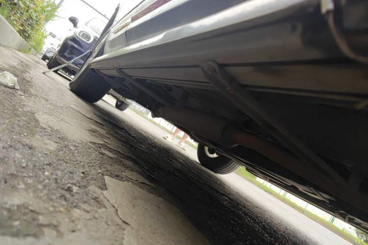 Used CHANGAN CS75 2017 Shangkui Edition 1.5T Automatic Fengxiang Model Chassis Front Right