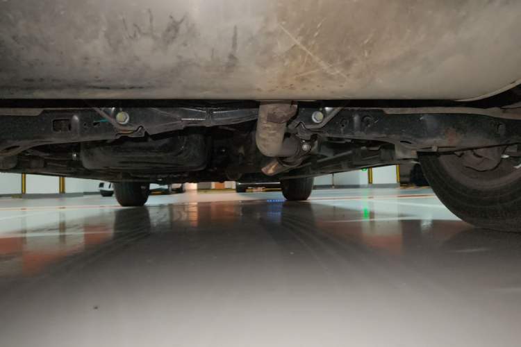 Used CHANGAN CS75 2017 Shangkui Edition 1.5T Automatic Fengxiang Model Chassis Rear