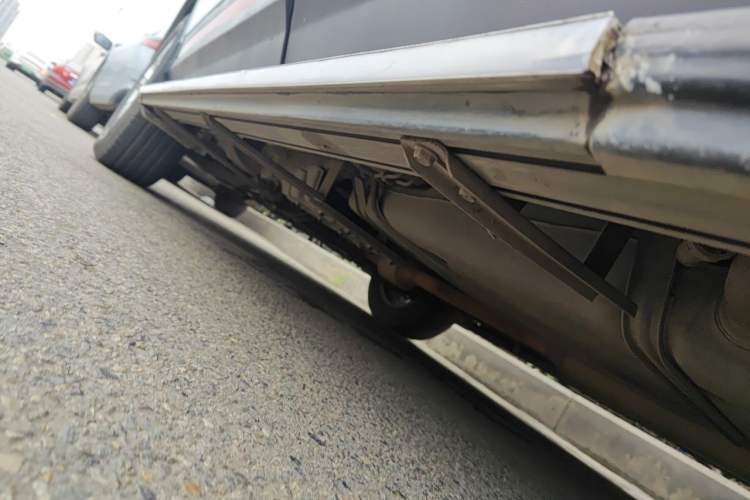Used CHANGAN CS75 2017 Shangkui Edition 1.5T Automatic Fengxiang Model Chassis Rear Left