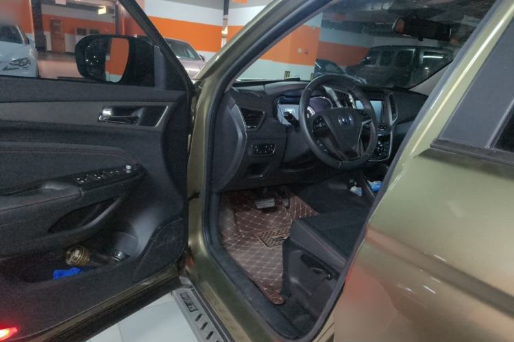 Used CHANGAN CS75 2017 Shangkui Edition 1.5T Automatic Fengxiang Model Driver Seat