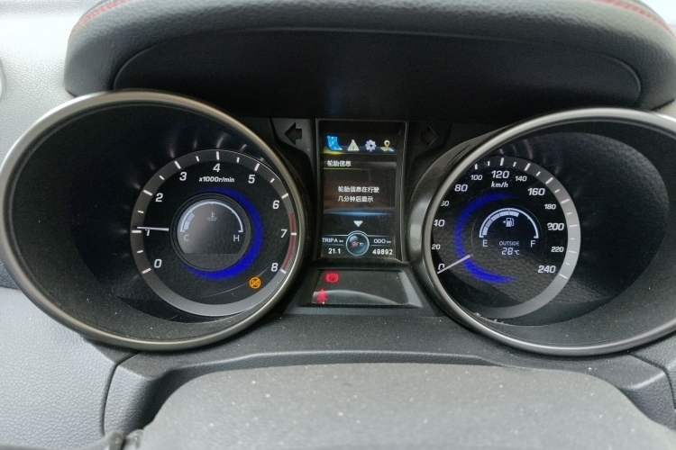 Used CHANGAN CS75 2017 Shangkui Edition 1.5T Manual Fengxiang Model Instrument Cluster