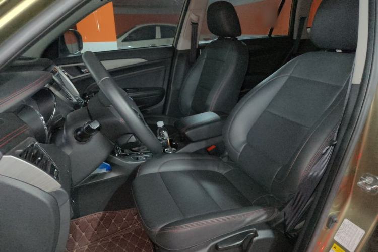 Used CHANGAN CS75 2017 Shangkui Edition 1.5T Automatic Fengxiang Model Left Front Seat
